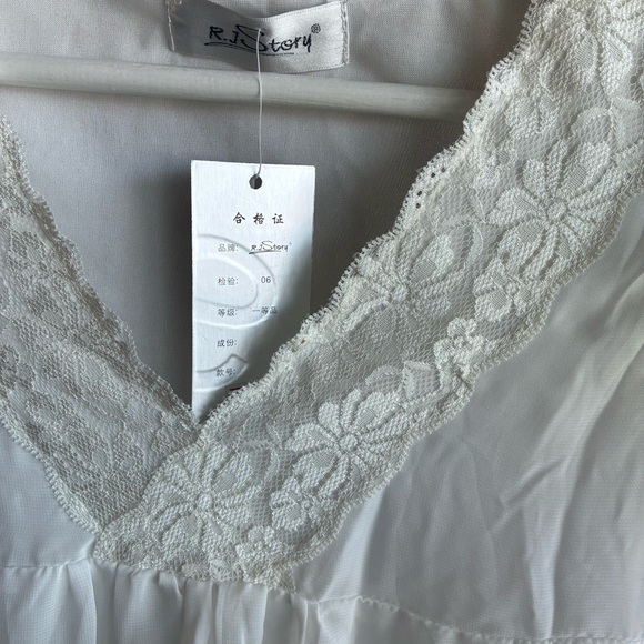 White Lace-Trim V-Neck Mini Dress - Picture 3 of 4